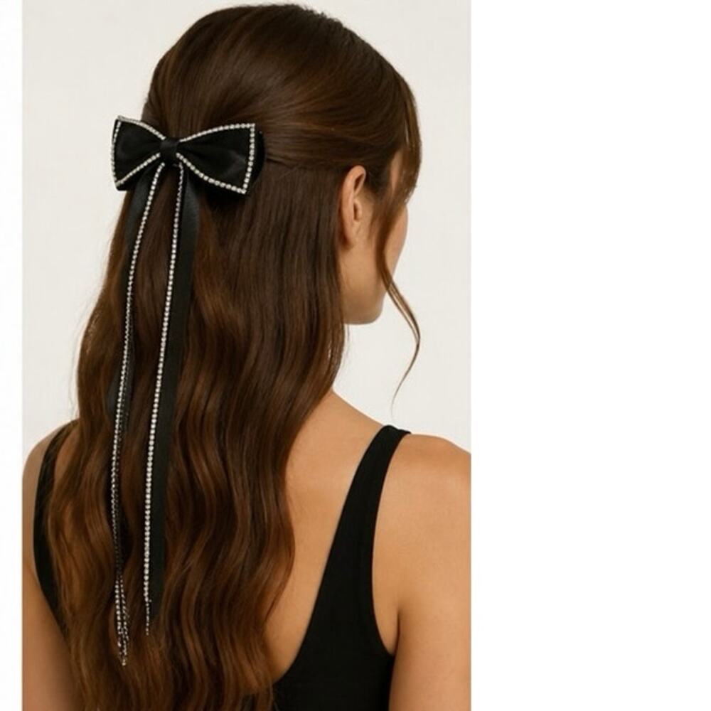 Noir Satin with rhinestones bow hair clip Black
Nordstroms
NWT